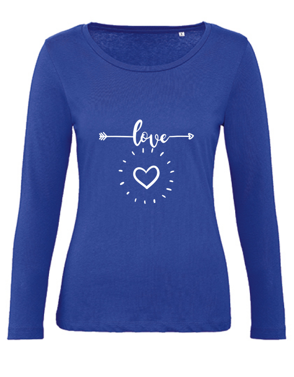 "Love mit weißem Logo: Der Organic Inspire Pullover – Ein modisches Statement für Liebe und Eleganz mit weißem Logo."
